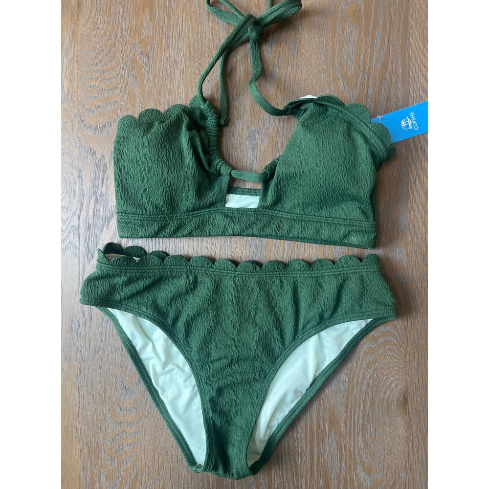 Cupshe Scalloped Textured Halter Bikini Set Forest Green